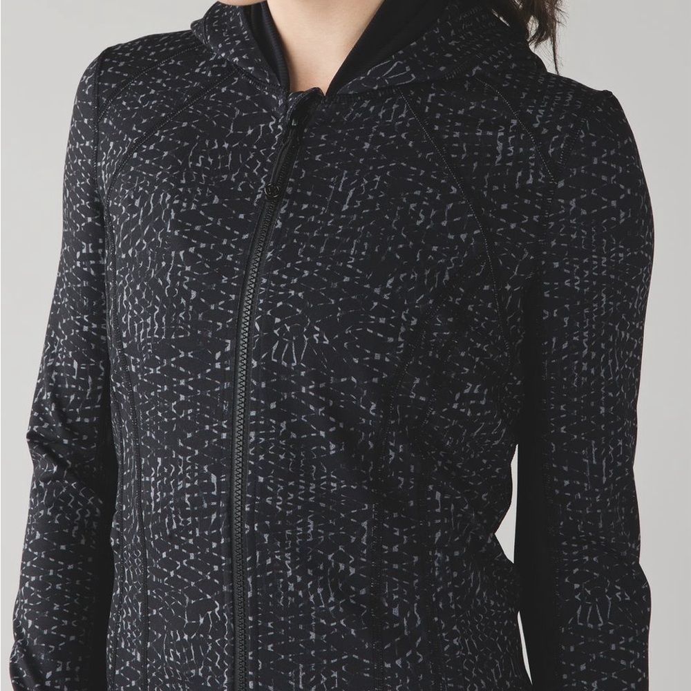 Lululemon Daily Practice Zip Hoodie Jacket Samba Snake Battleship Black Size 6 - Picture 9 of 9